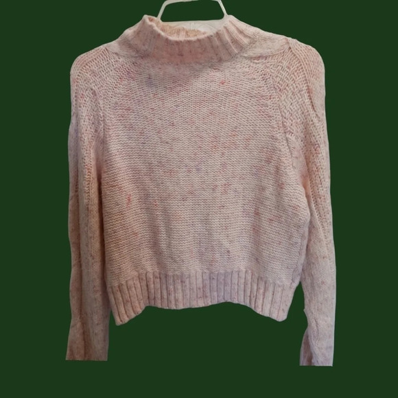 Jessica simpson sweater over size cropped cable stitch size Xs - Picture 7 of 8